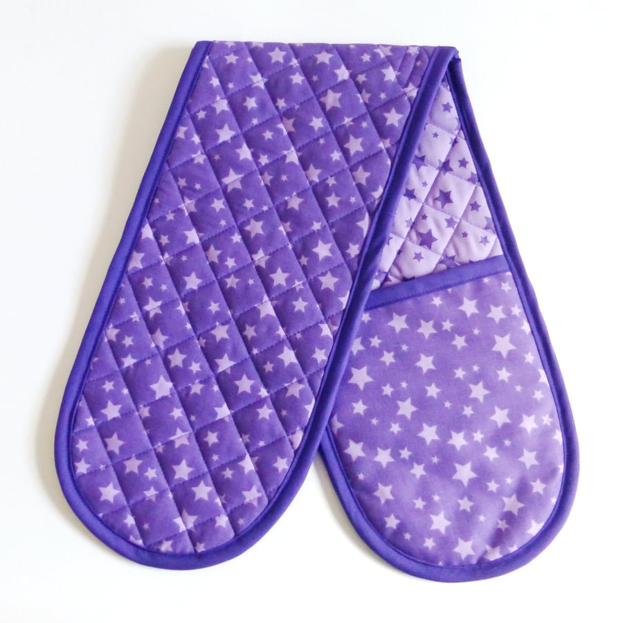 Purple star oven Gloves. Quilted