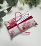 Tissue Holder: Red & Pink Rose - Image 6