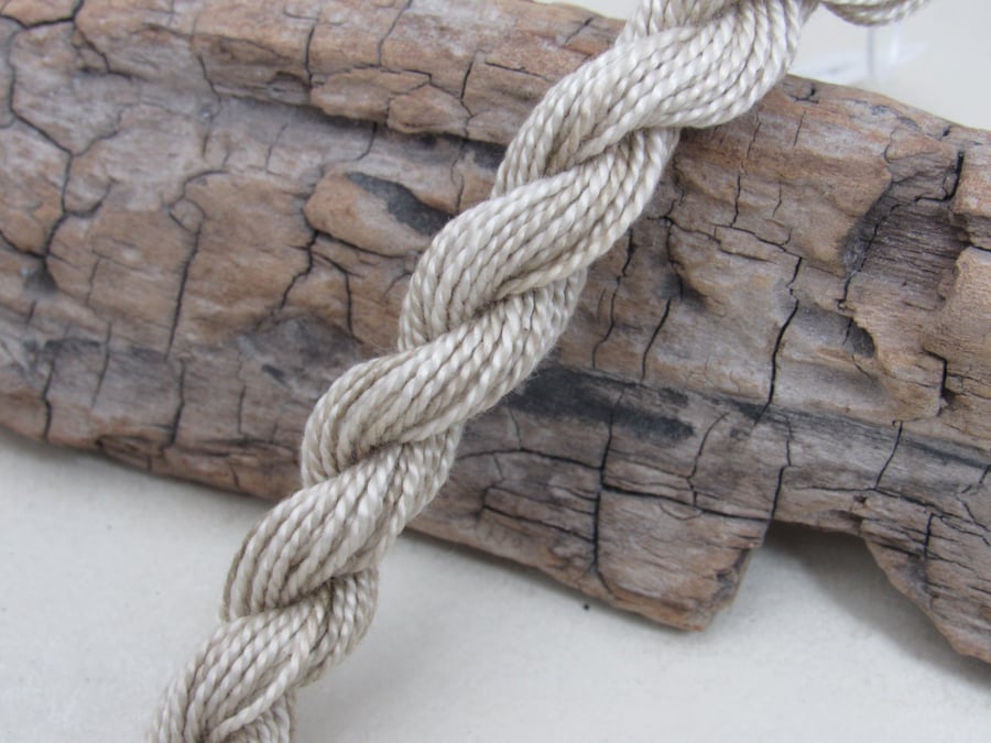 15m Natural Nettle Dye Pale Grey Cotton Perle 5 Thread Floss