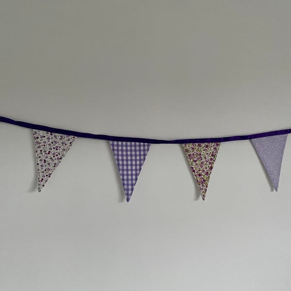 Purple Cotton Bunting (026)