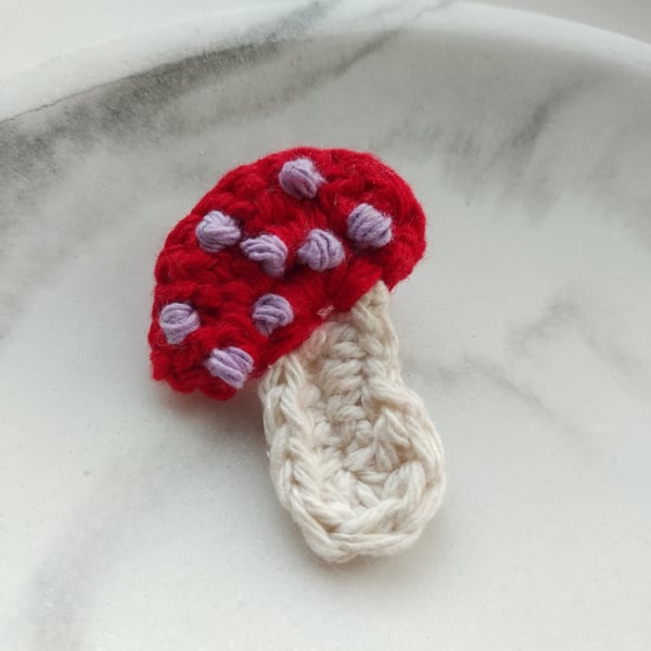 Mini Mushroom Brooch - Red