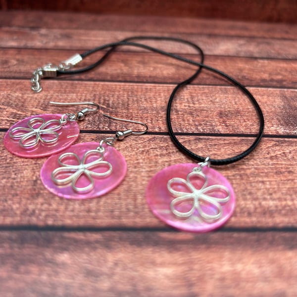 Pink Floral Necklace and Earrings Set – Silver Flower Design