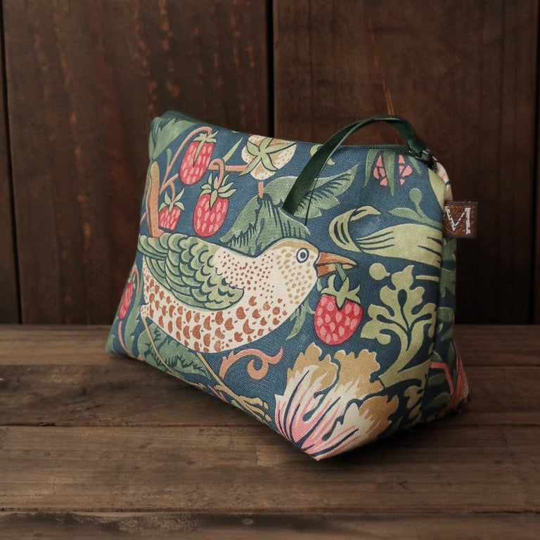 William Morris Strawberry Thief Jenny Bag Summer