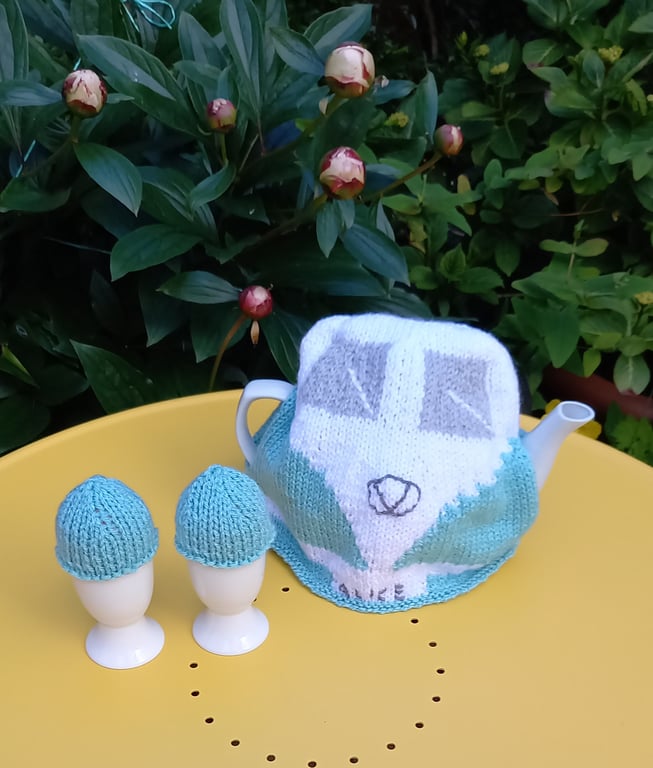 Campervan tea cosy