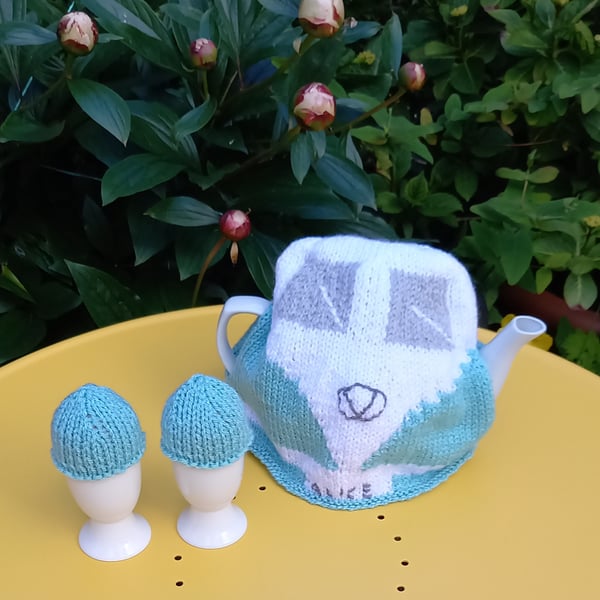 Campervan tea cosy