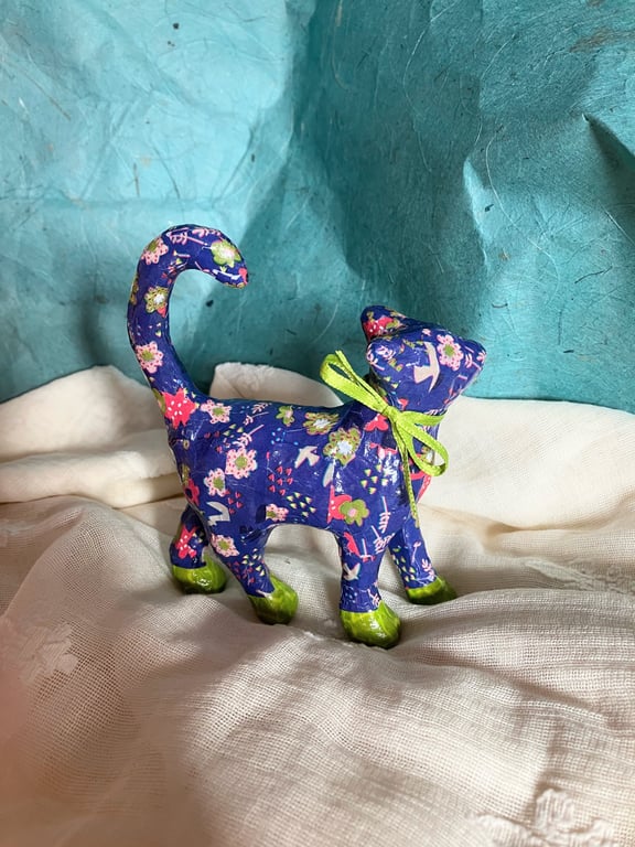 Decopatched cute cat 