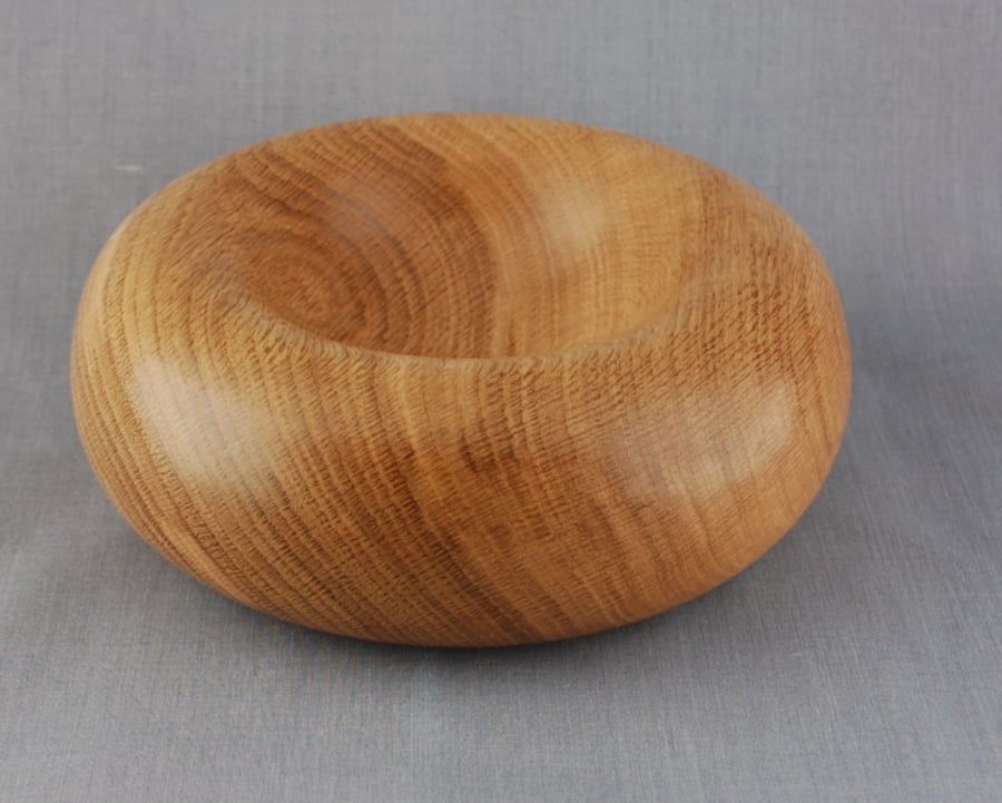 Golden Oak Curvaceous Bowl