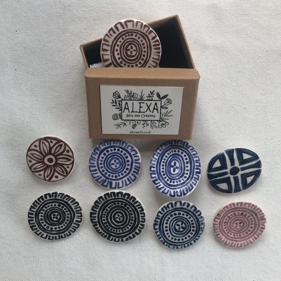 Hand-made and hand-painted ceramic brooch