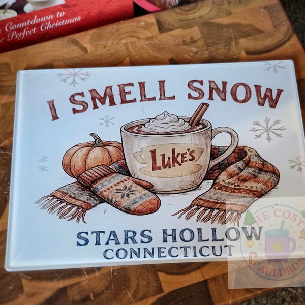 Gilmore Girls i smell snow chopping board 