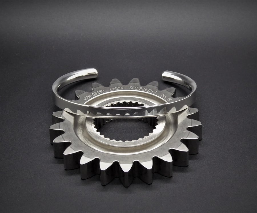 Men's 24 Grams Solid Sterling Silver, Torque, Bangle, Bracelet, "Handmade" 