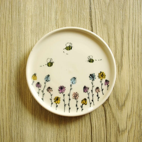 Coaster - Bee and Flowers