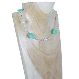 Green Aventurine Hearts Necklace With White Pearls