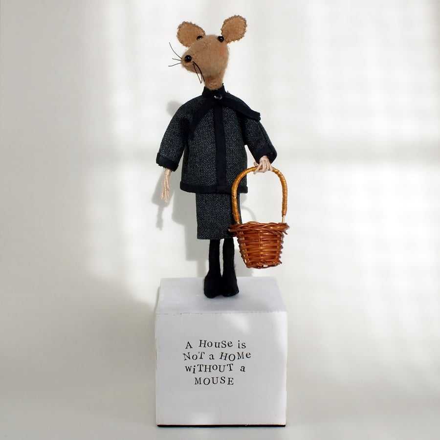 Mouse soft Sculpture