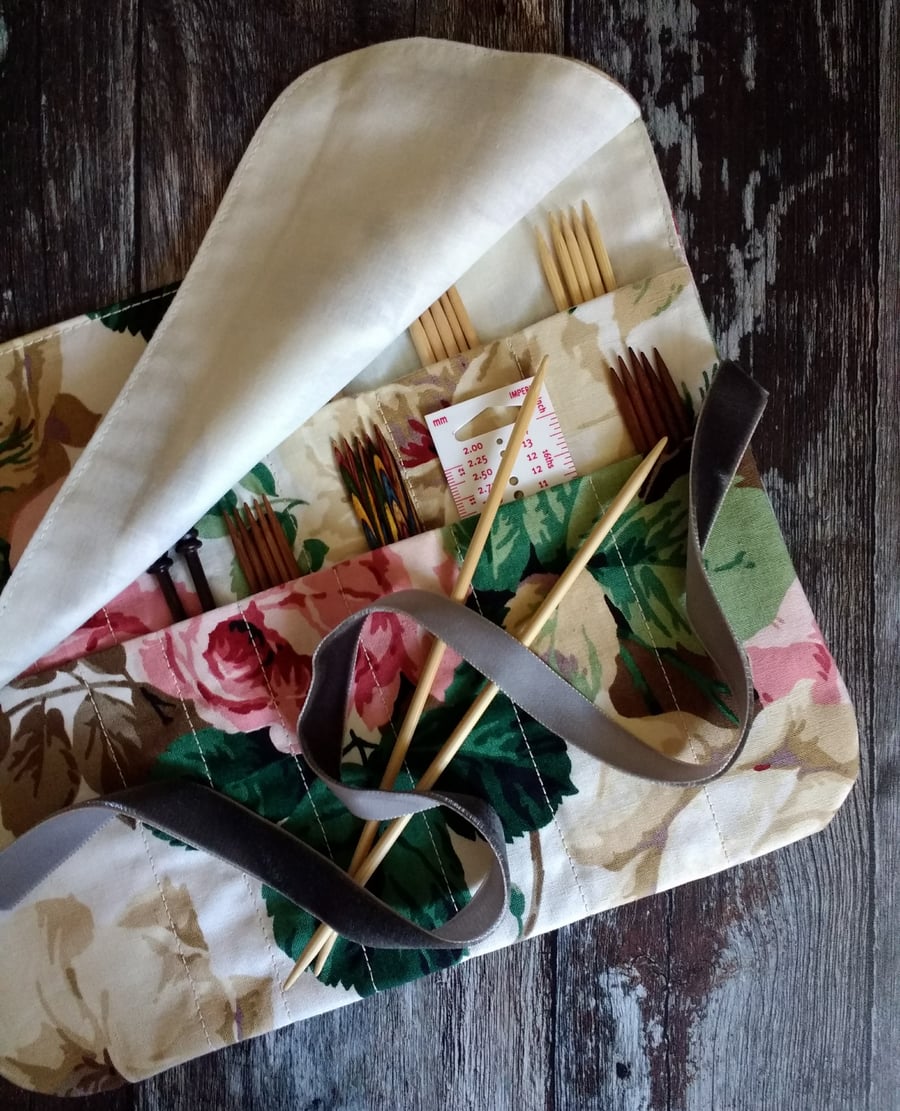 The "Gail" Knitting needle roll suitable for dpns
