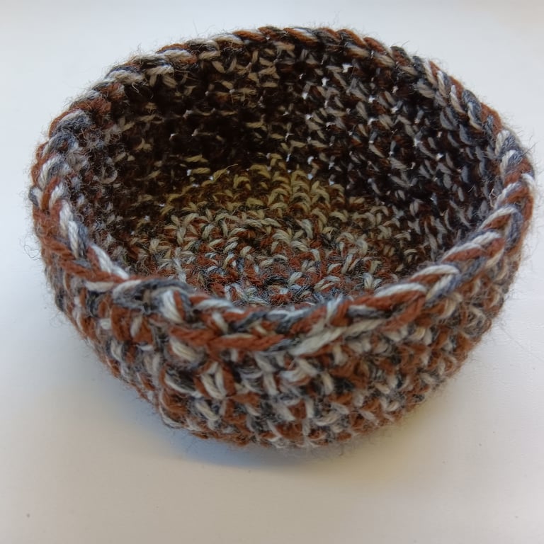 Crochet Basket (Brown Earth) - so practical!