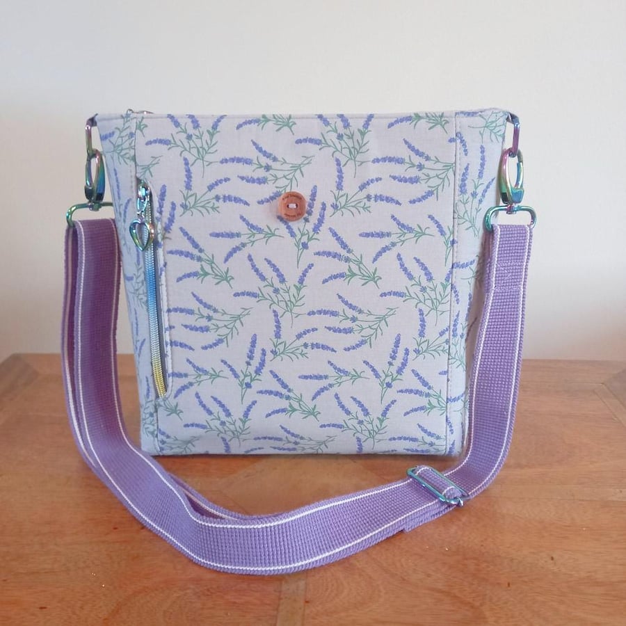 Lavender pattern fabric shoulder bag with removable strap