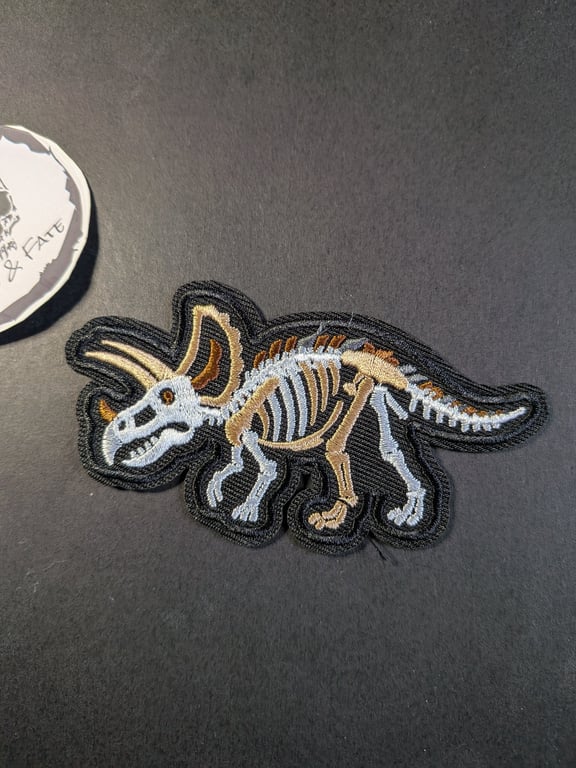 Triceratops skeleton - Embroidered Iron on Patch