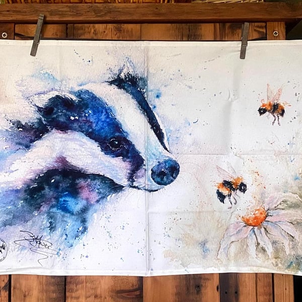 Badger & Bees Tea Towel, Wildlife Art Tea Towel, 100% Cotton, Kitchen Dish Towel