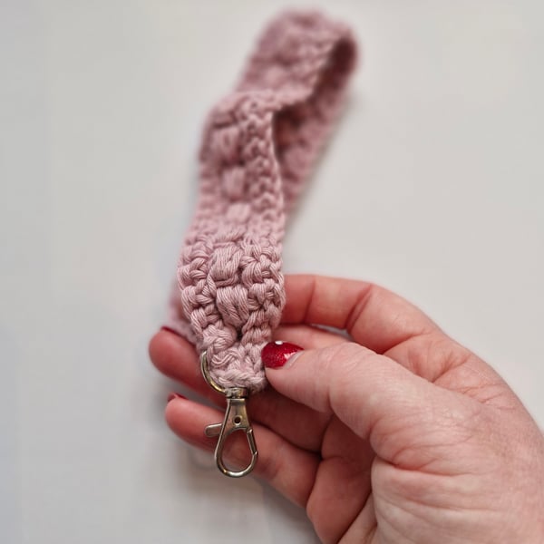 Crochet wristlet keychain. 