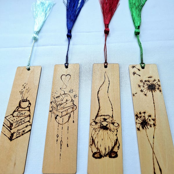 Wooden bookmark - pyrographed designs
