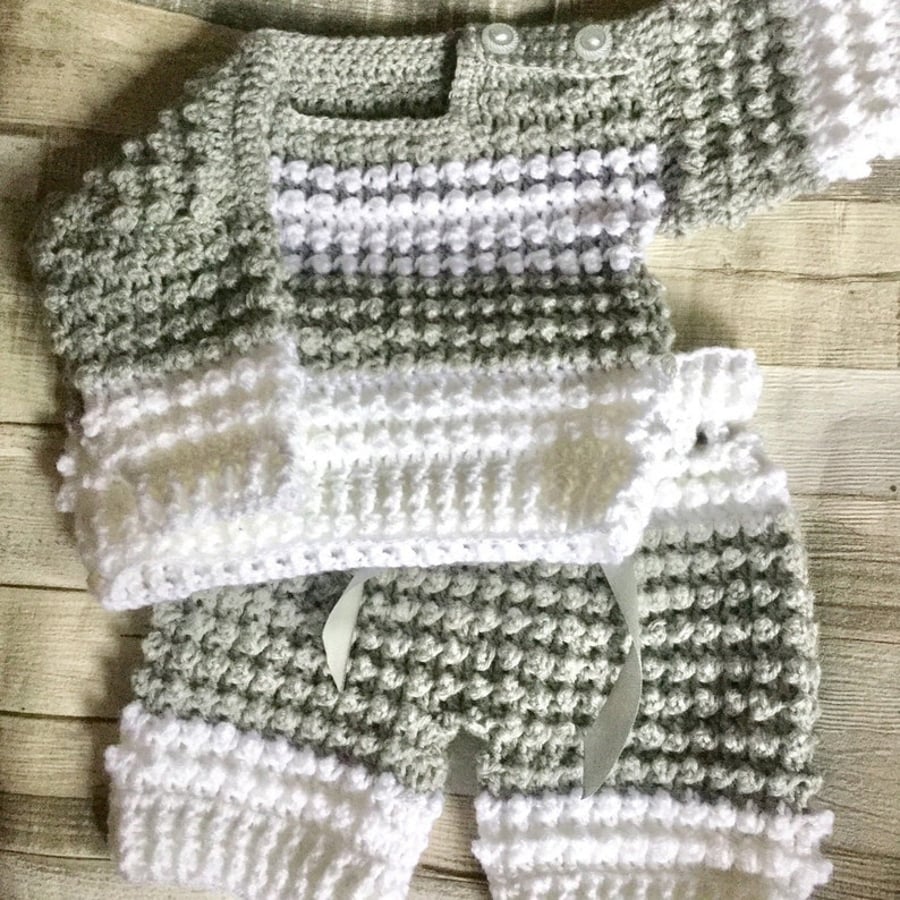 Hand crochet 3-6 months baby sweater and pants set