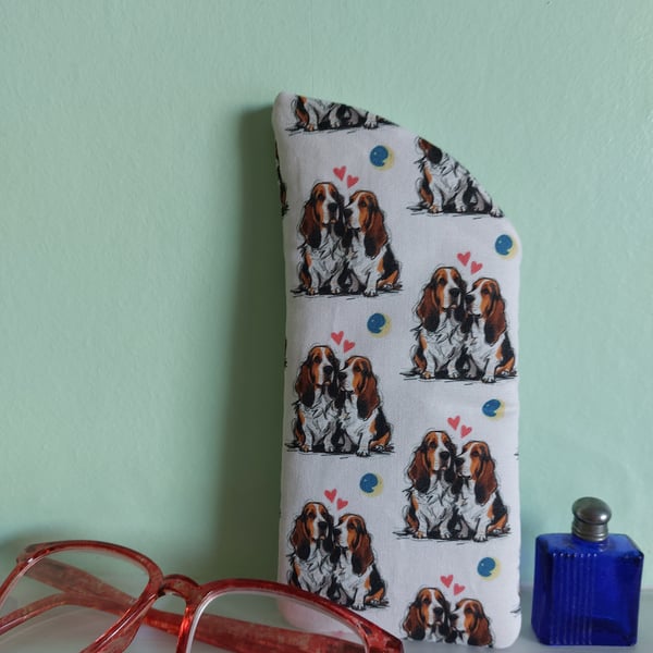 Basset Hounds Glasses Case Vision Storage Soft 