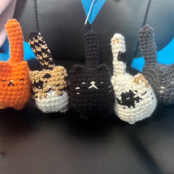 Crochet cat( any colour )