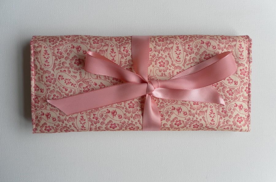  Jewellery  Roll, Travel, Holiday Jewellery Storage