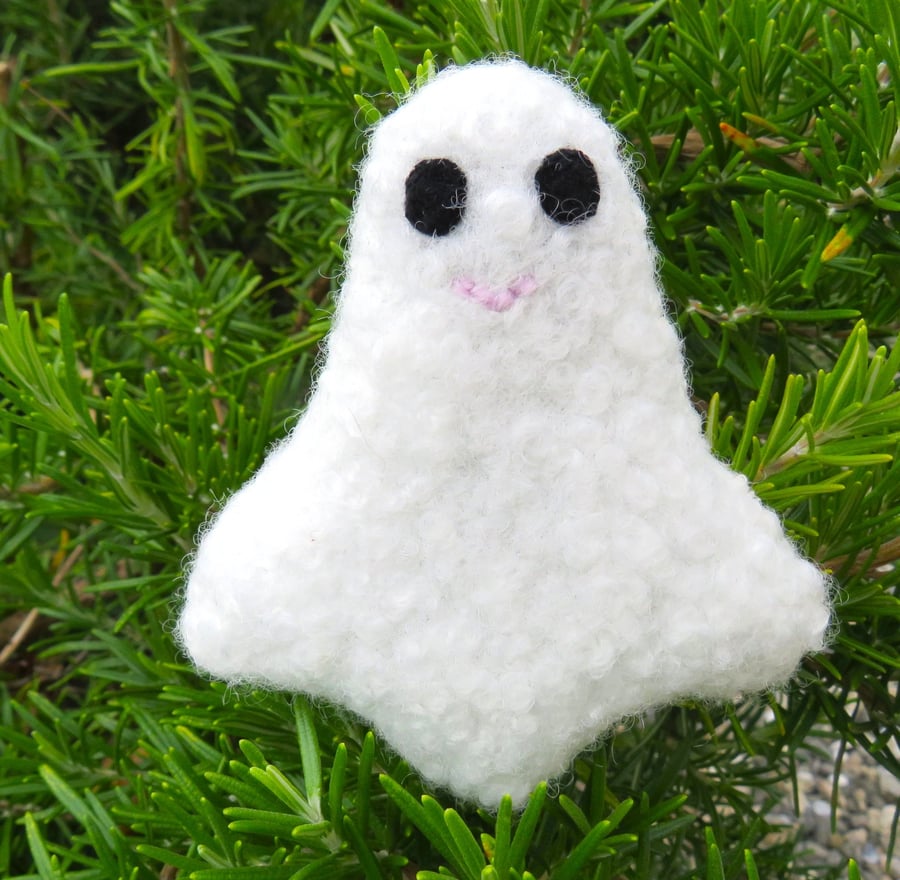 Pocket ghost, Halloween, seasonal decor