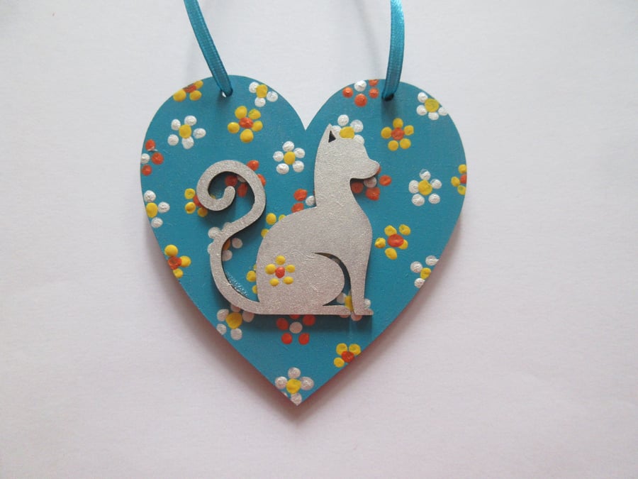 Cat Hanging Heart Decoration Hand Painted Ditsy Flowers