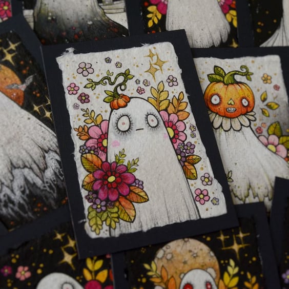 ghostober ghost - day 12 - pumpkin hat