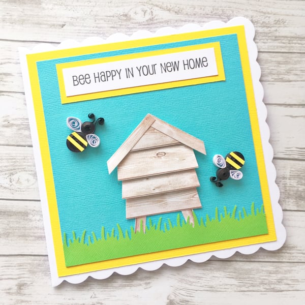 New home card - quilled bee