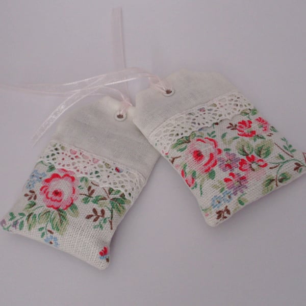 Lavender bag,scent luggage label,pair of lavender sachets,vintage,wedding favors