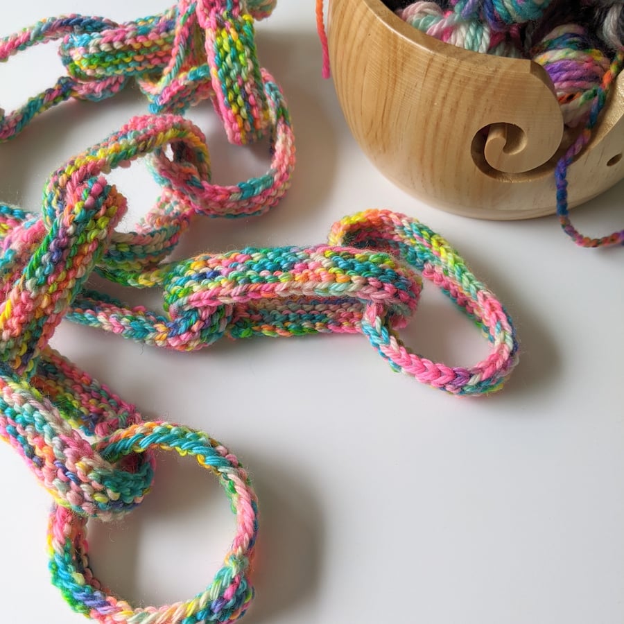 SALE Multi-coloured knitted paper chain