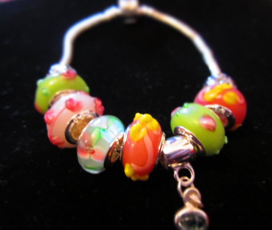 Murano glass bead bracelet with sterling silver cores