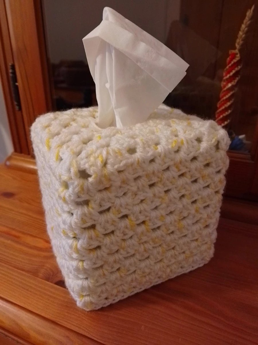 Crochet Tissue Box Cover in Yellow