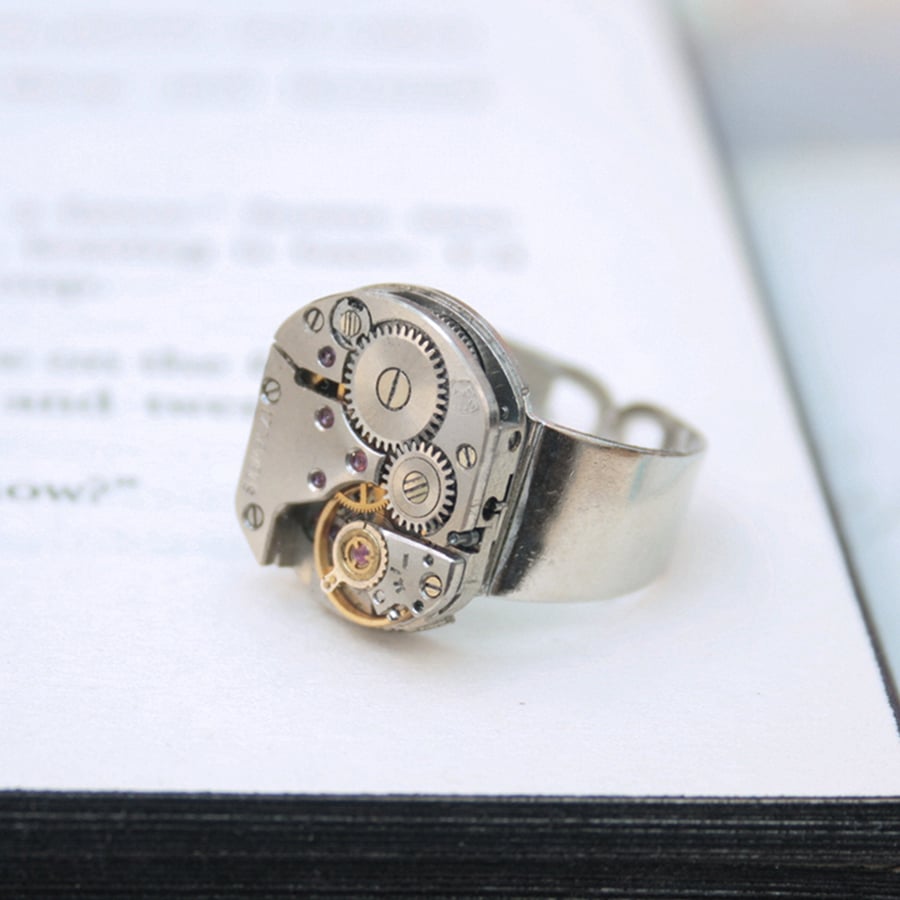 Mens Pinky Ring, Steampunk Ring, Steampunk Signet, Simple Silver Watch Movement 
