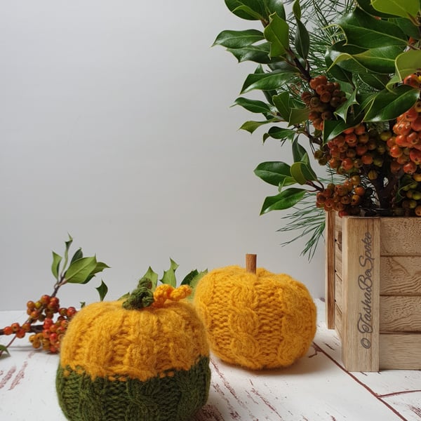 Hand knitted pumpkins, Set of 2, Halloween décor, Cable knit pumpkin