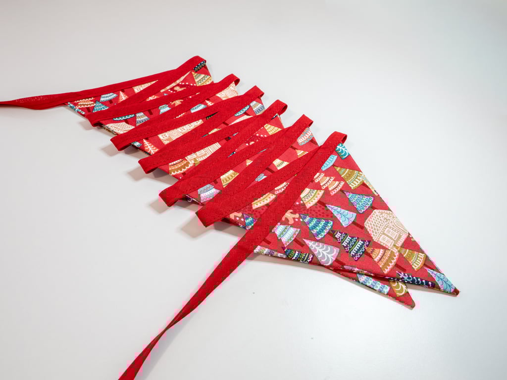 Red Nordic Christmas Tree - 12 or 15 flag fabric bunting