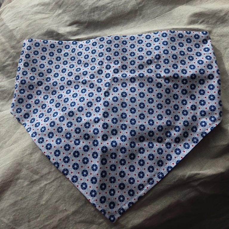 Elasticated slip-on Dog Bandana - Size XL-XXL
