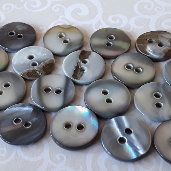 12.5mm 20L  Whitelip Smoke Pearl Buttons Organic item