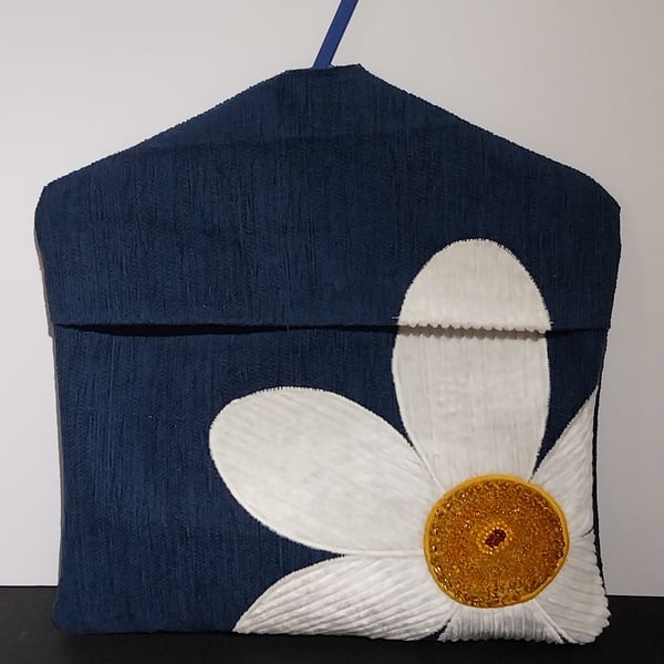 Posh Daisy Peg bag