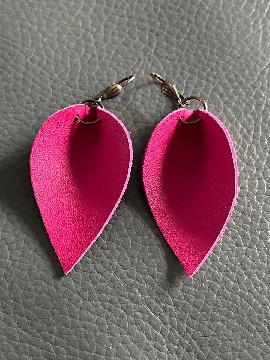 Handcrafted Fuchsia Leather Teardrop Earrings - Minimalist Statement Jewellery 