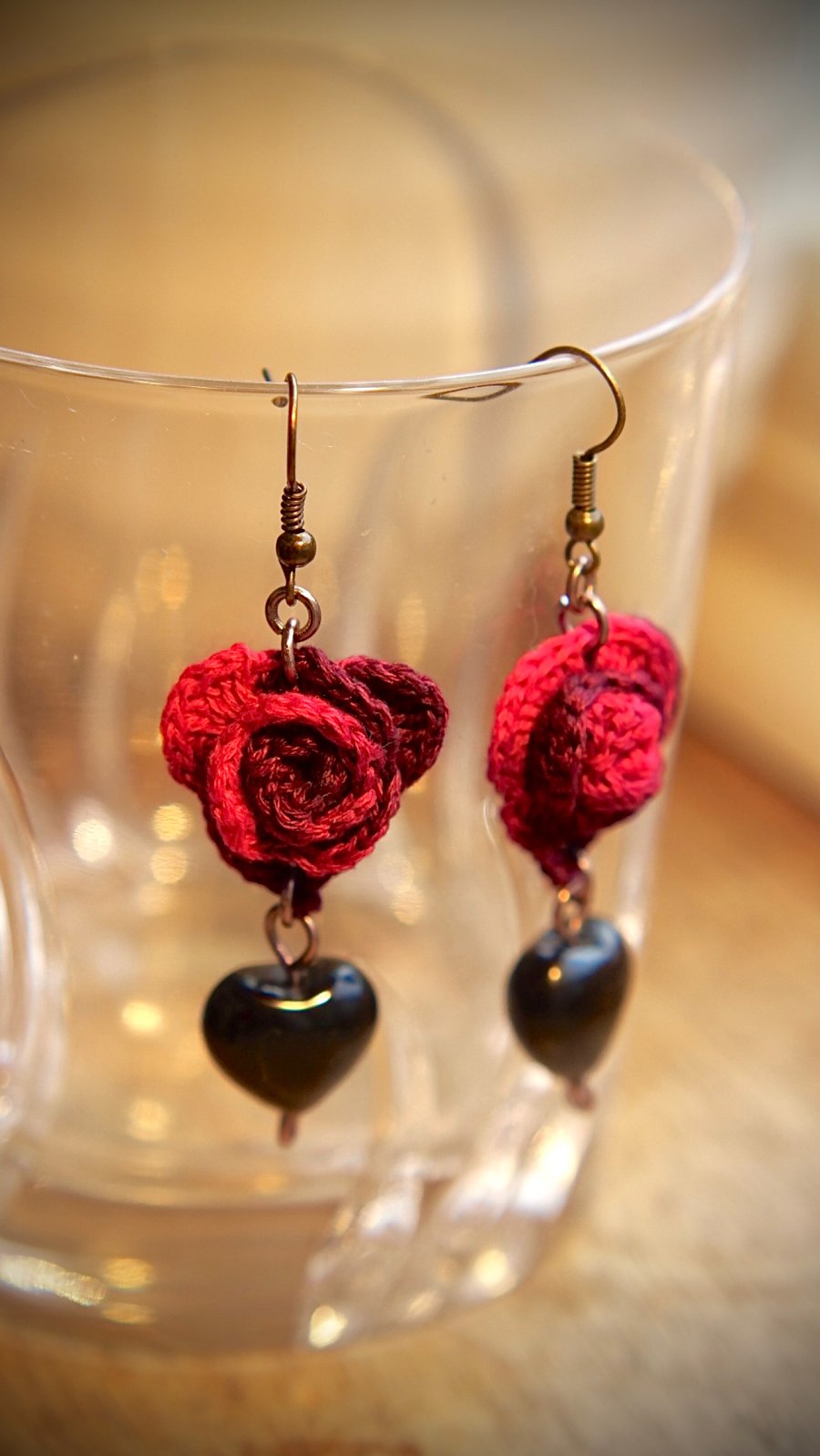 Gothic Obsidian Heart Roses Earrings 