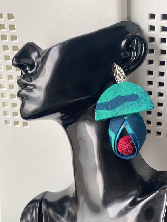 Semi circle fabric earrings with loops