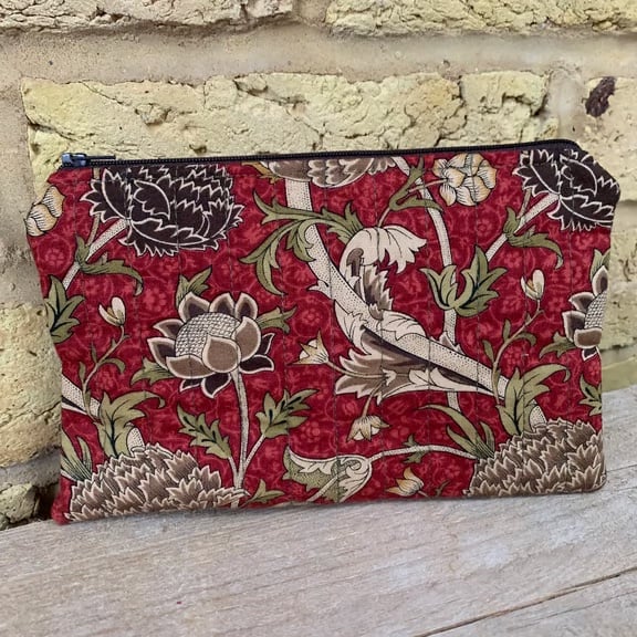 William Morris Quilted Fabric Organiser Pouch