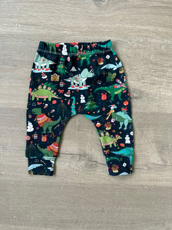 Festive Dinosaur cuffed leggings - 3-6 months