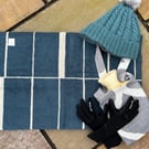 Padded, water-resistant outdoor changing mat. Cold swimming. Swim mat.