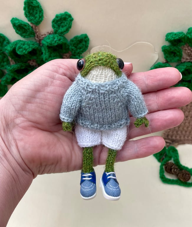 Oliver the Handcrafted Knitted Frog, Froggy Ornament, Frog Gift, Frog in Jumper