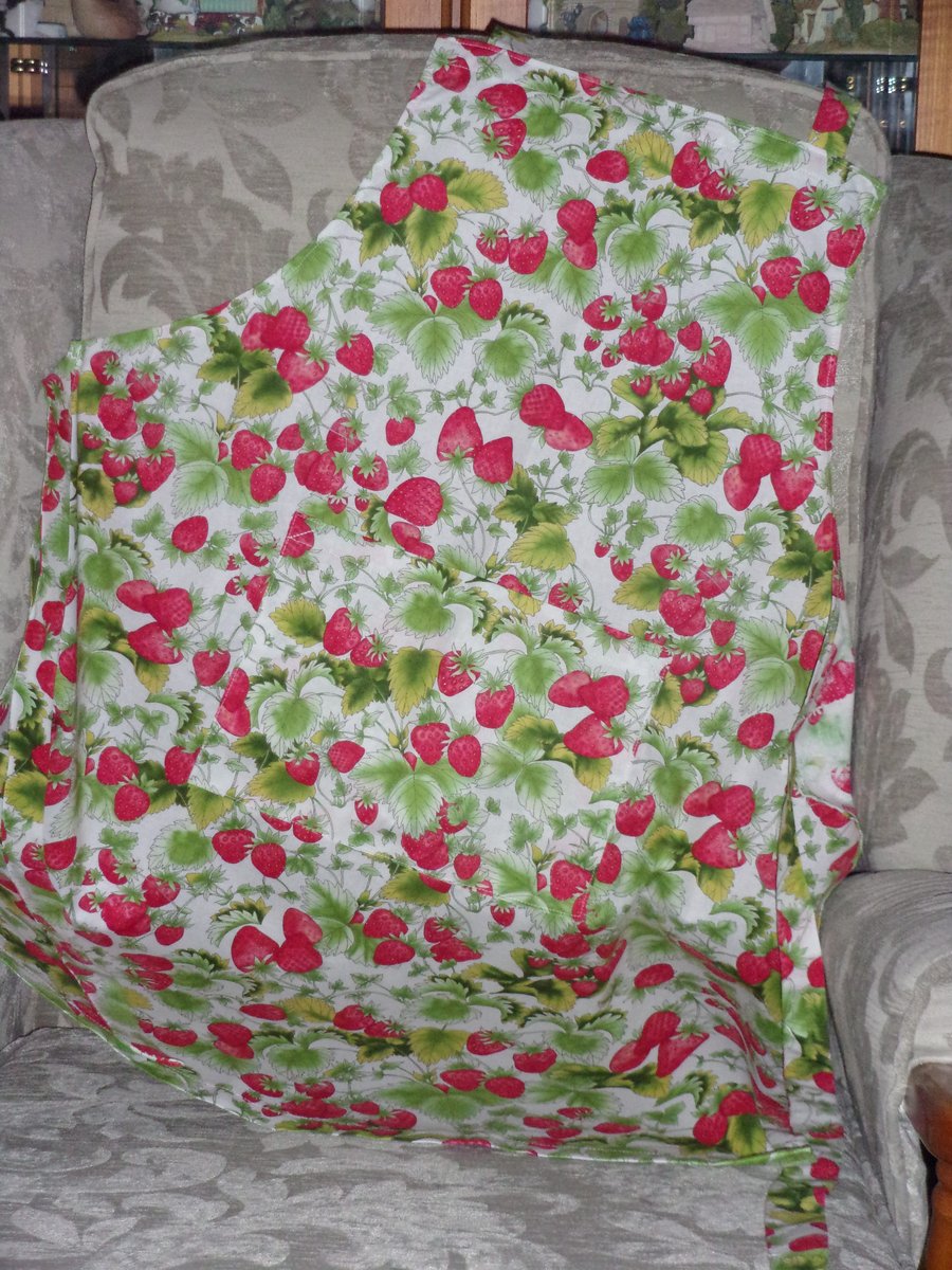 Adult Apron with Strawberries and foliage
